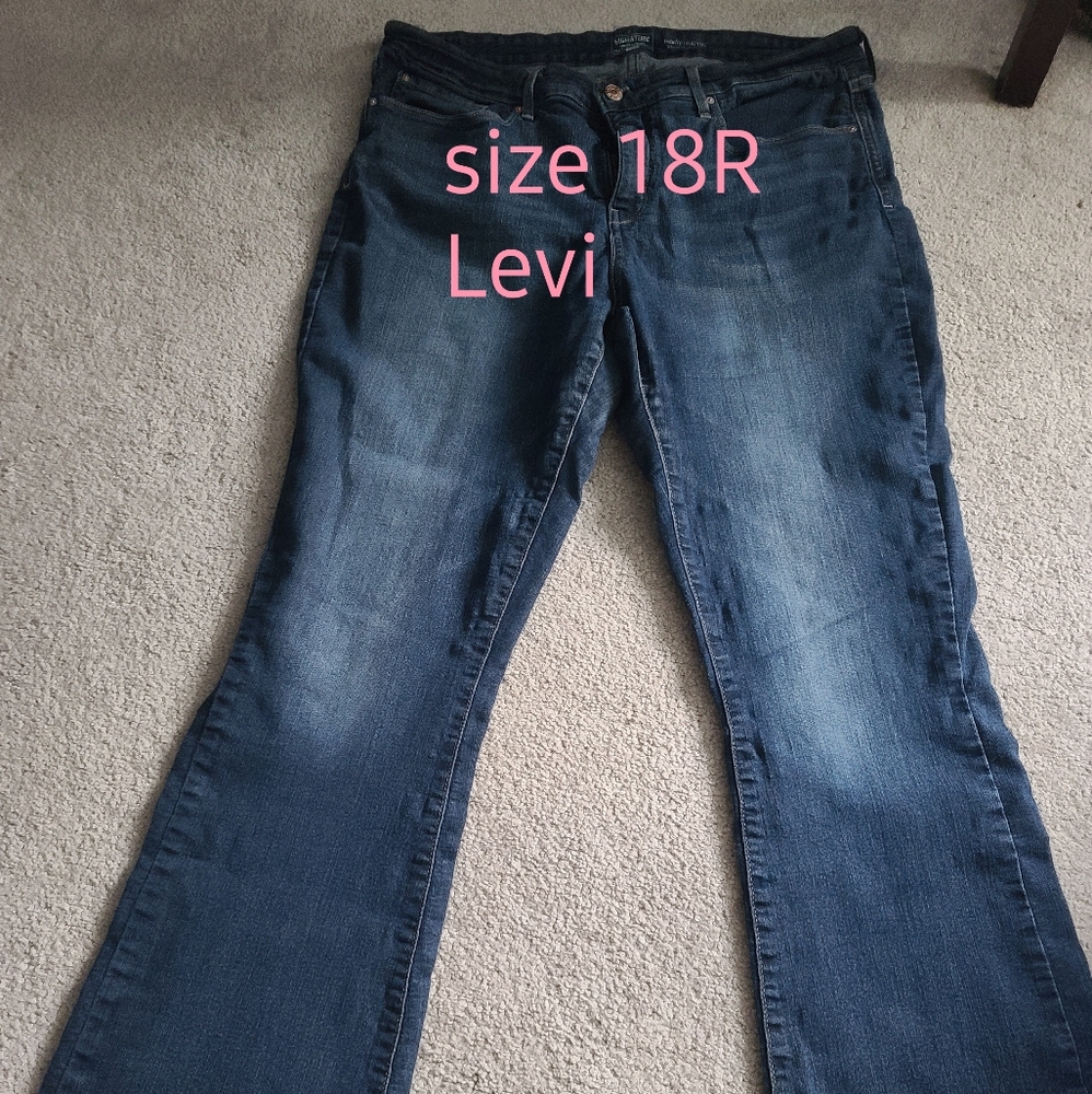 Levi size 18